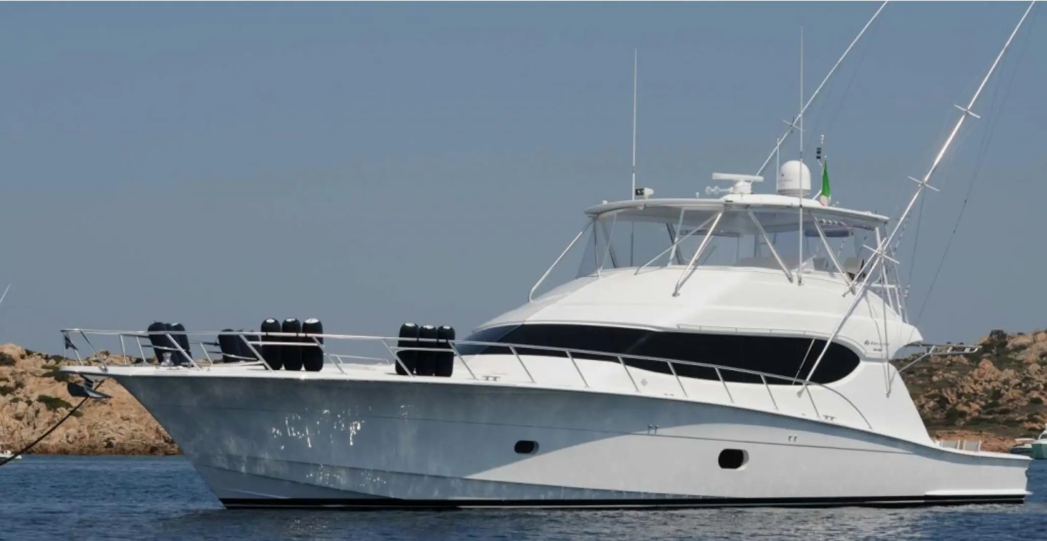 2011 Hatteras 68 convertible