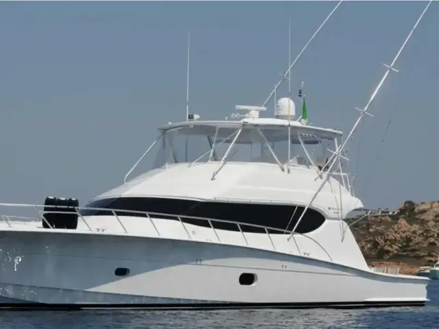 Hatteras 68 Convertible