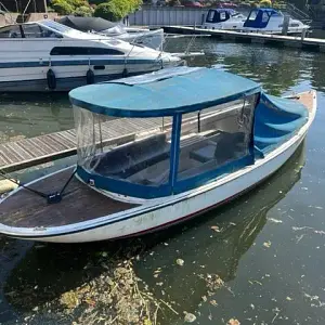 1995 Custom Boats Frolic 21