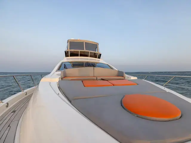 Lazzara Yachts 64