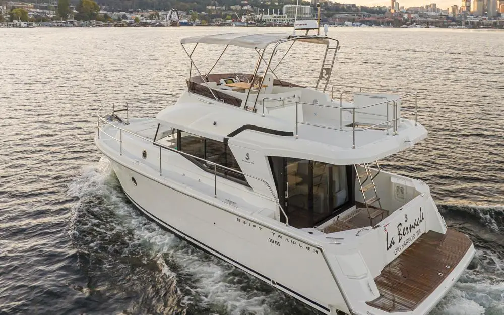 2022 Beneteau swift trawler 35