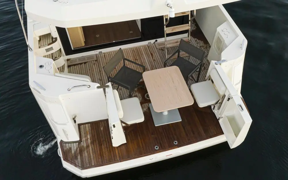 2022 Beneteau swift trawler 35