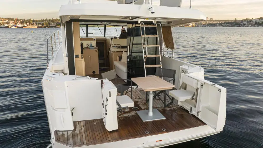 2022 Beneteau swift trawler 35