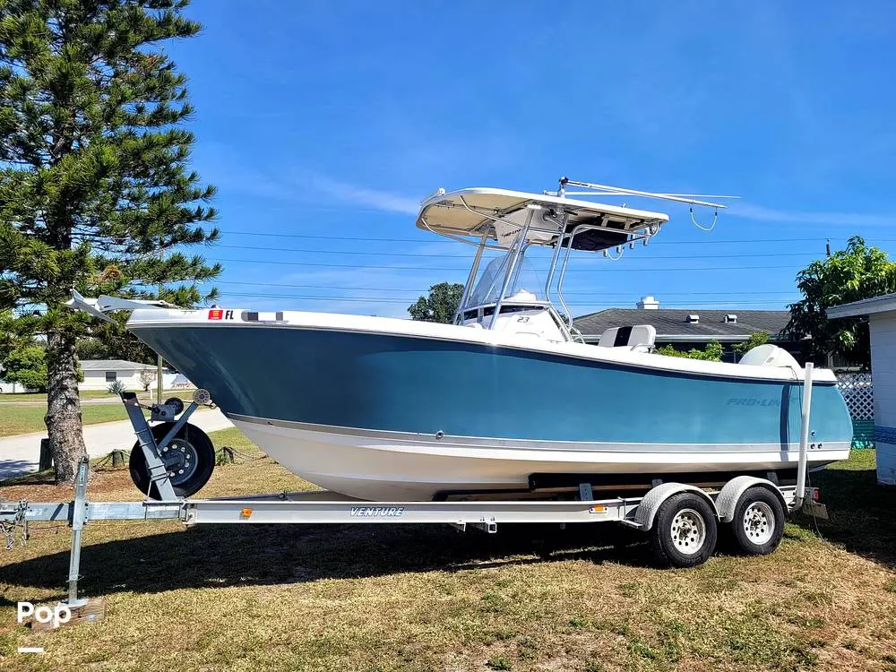 2007 Evinrude 23 sport