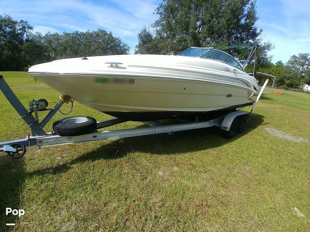 2002 Sea Ray 220 sundeck