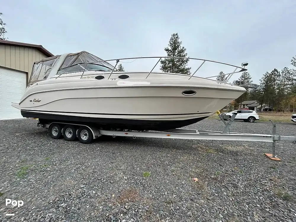 2005 Rinker fiesta vee 342