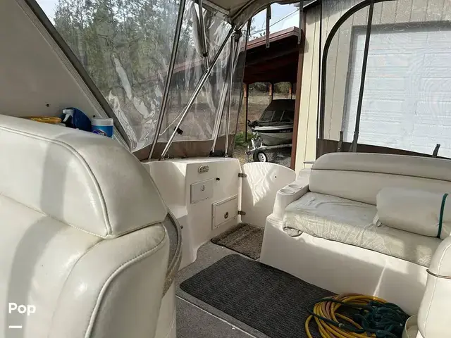 Rinker 342 Fiesta Vee