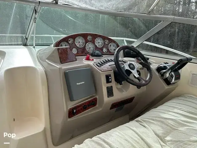 Rinker 342 Fiesta Vee