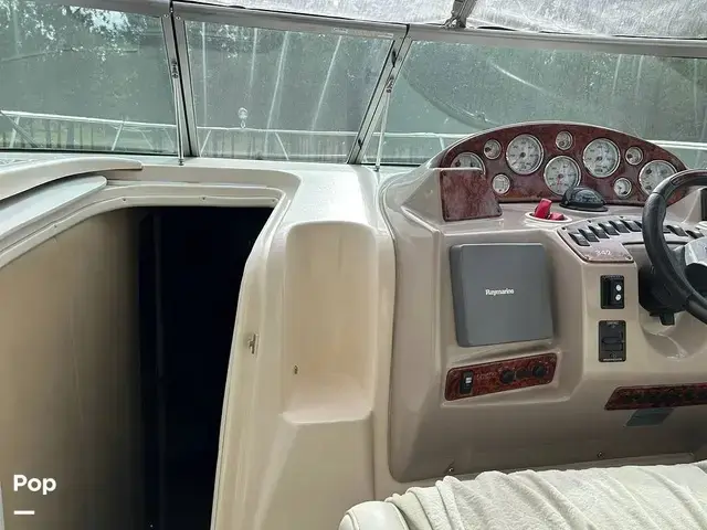 Rinker 342 Fiesta Vee