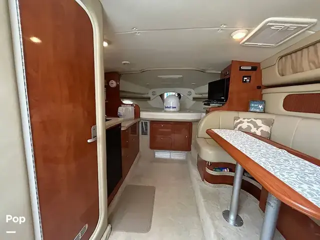 Rinker 342 Fiesta Vee