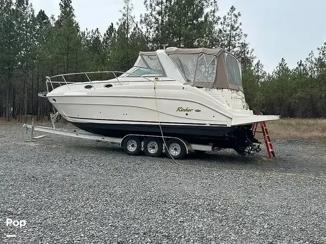 Rinker 342 Fiesta Vee