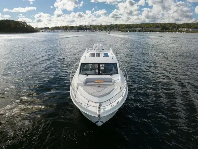 Sea Ray L550