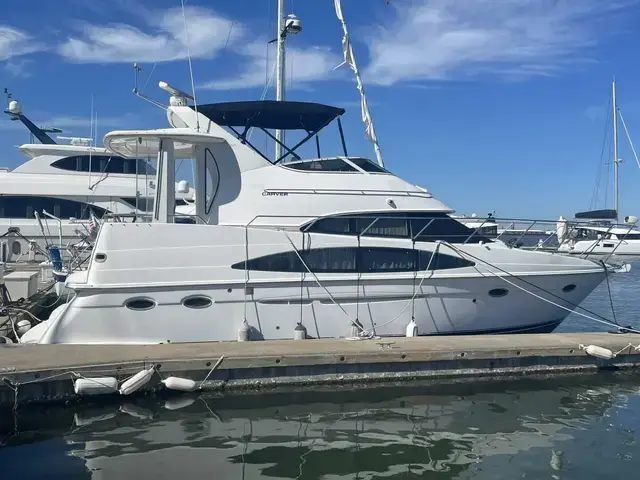 Carver 396 Motor Yacht