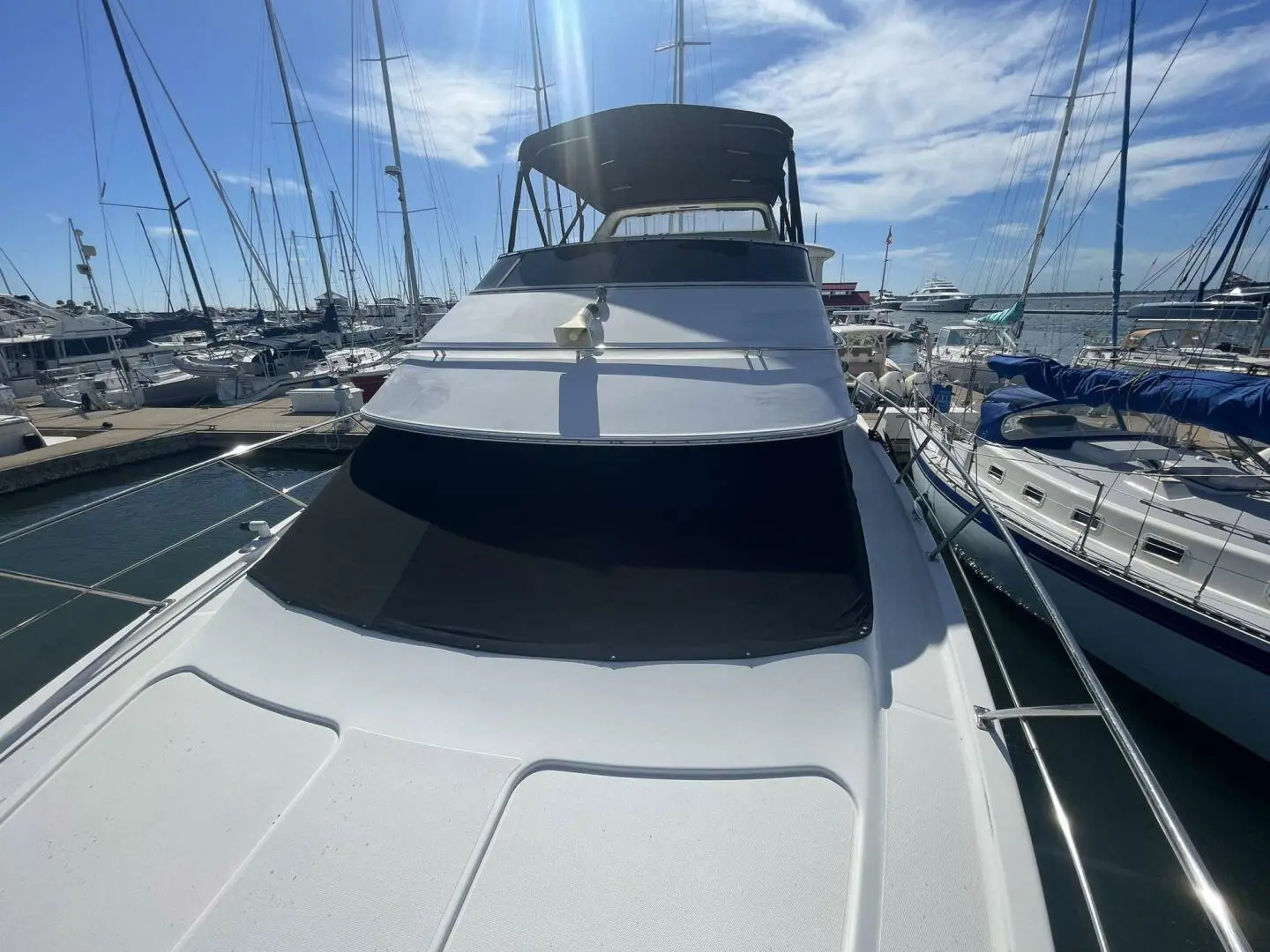 2000 Carver 396 motor yacht