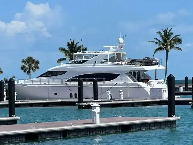 Hatteras Motor Yacht