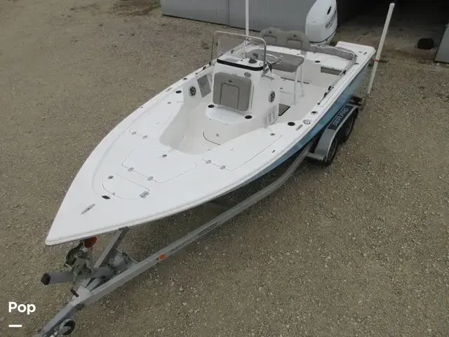 Sea Pro 208 Bay