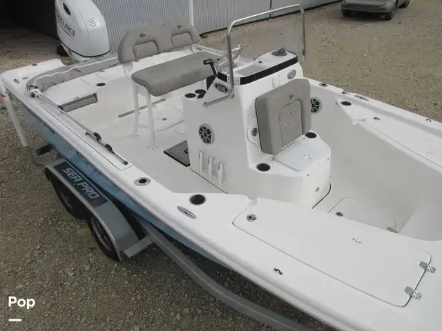 Sea Pro 208 Bay