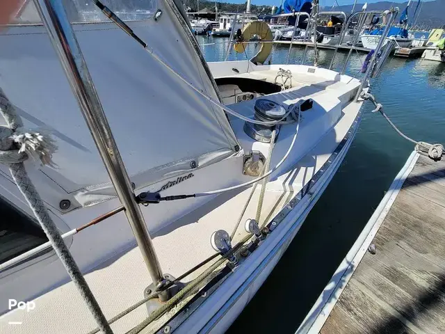 Catalina 27