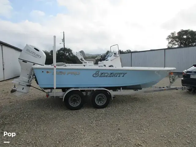 Sea Pro 208 Bay