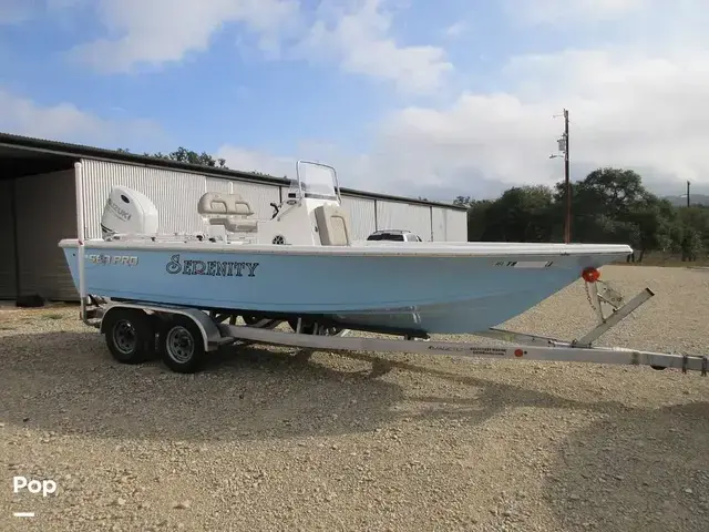 Sea Pro 208 Bay