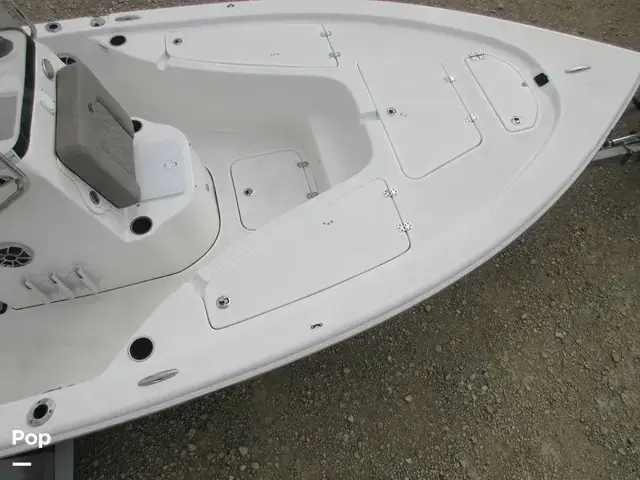 Sea Pro 208 Bay