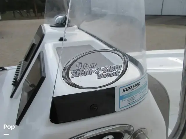 Sea Pro 208 Bay