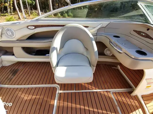 Sea Ray 220