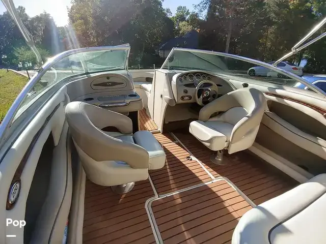 Sea Ray 220