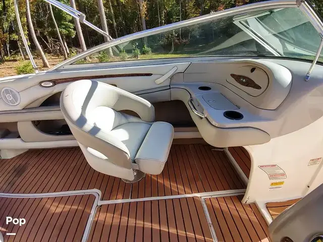 Sea Ray 220