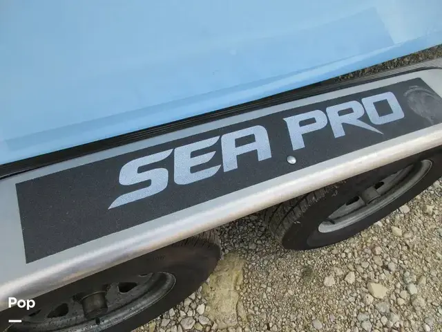 Sea Pro 208 Bay