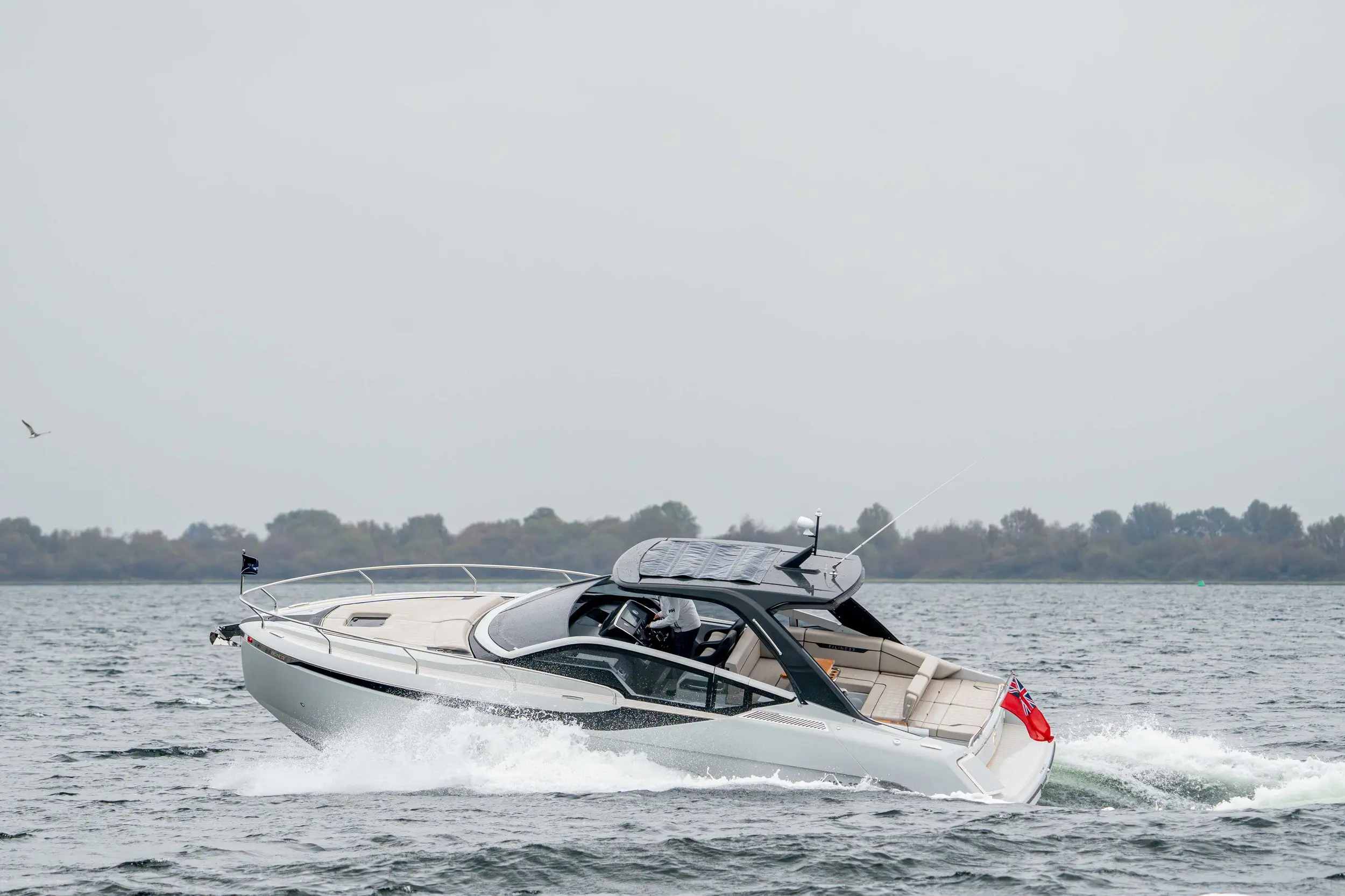 2021 Fairline f line 33