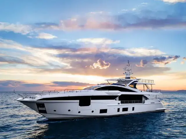 Azimut Grande 35 M-Y HEED