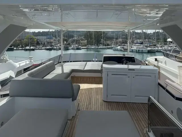 Sunseeker Manhattan 68