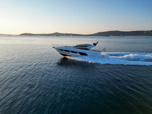 Sunseeker Predator 57