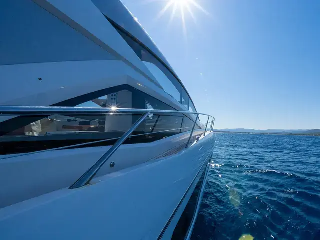 Sunseeker Predator 57