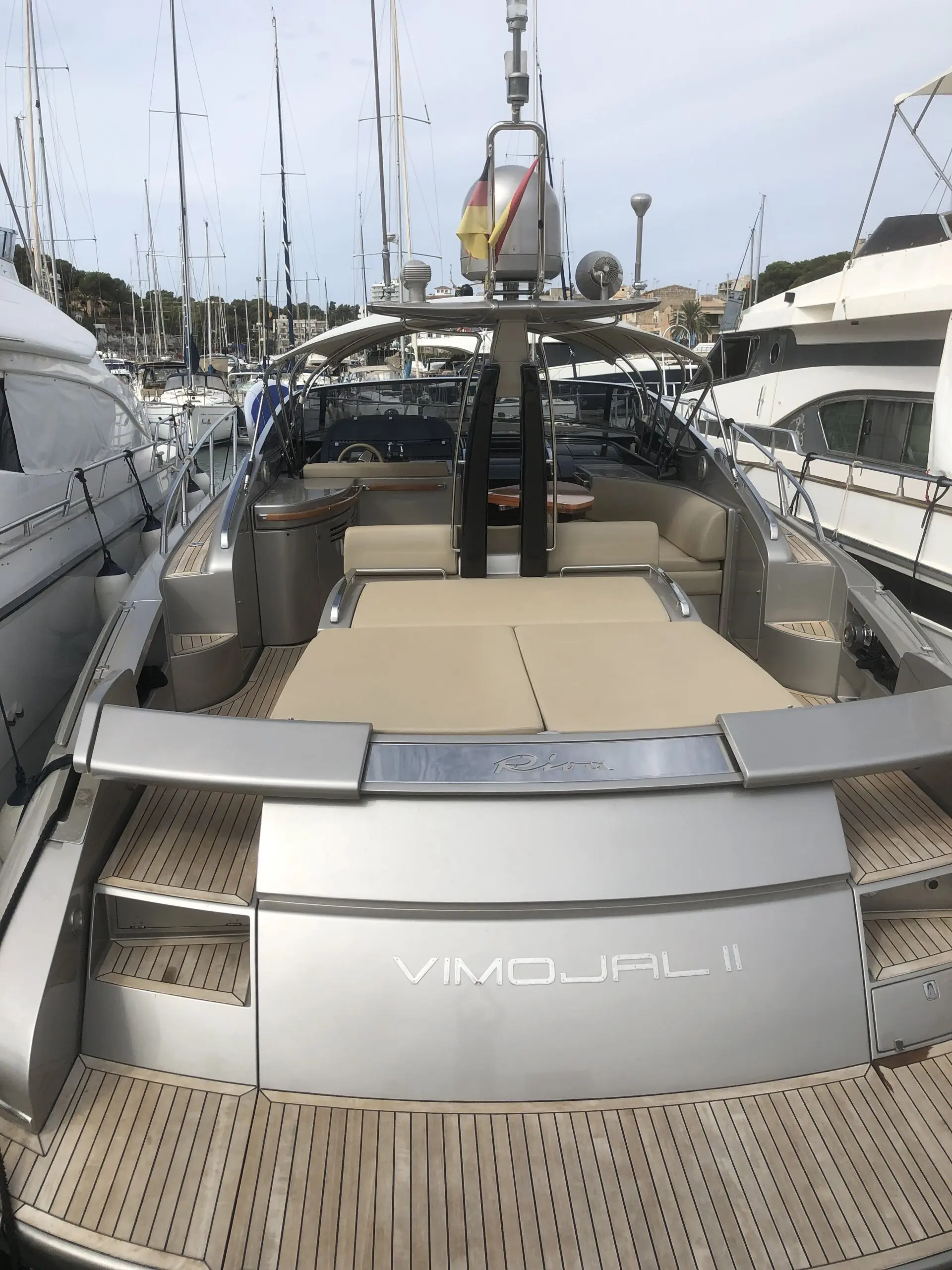 2009 Riva 52 rivale