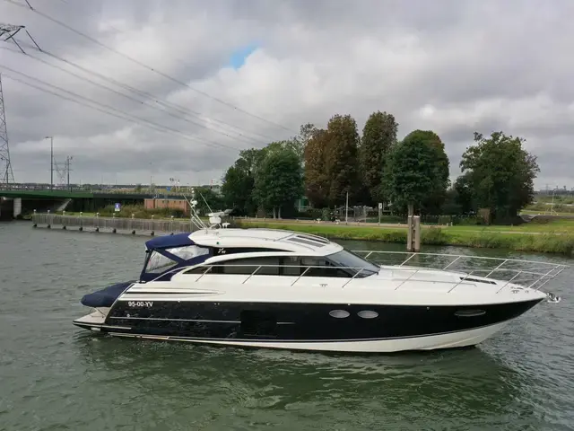 Princess V52