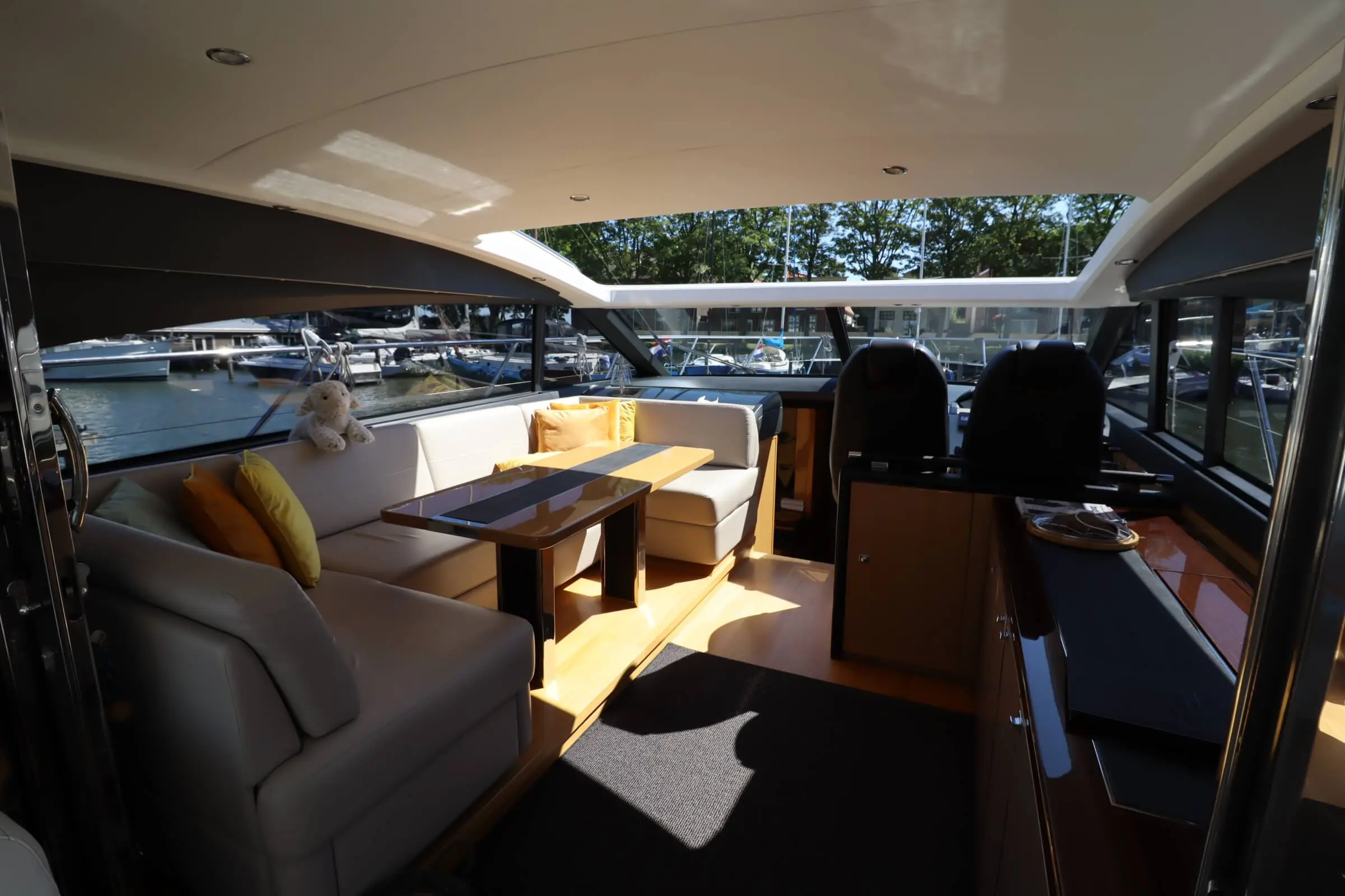 2012 Princess v52