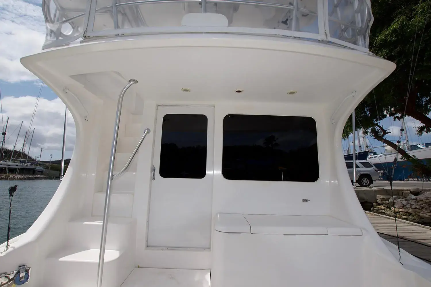 2006 Luhrs 41 convertible