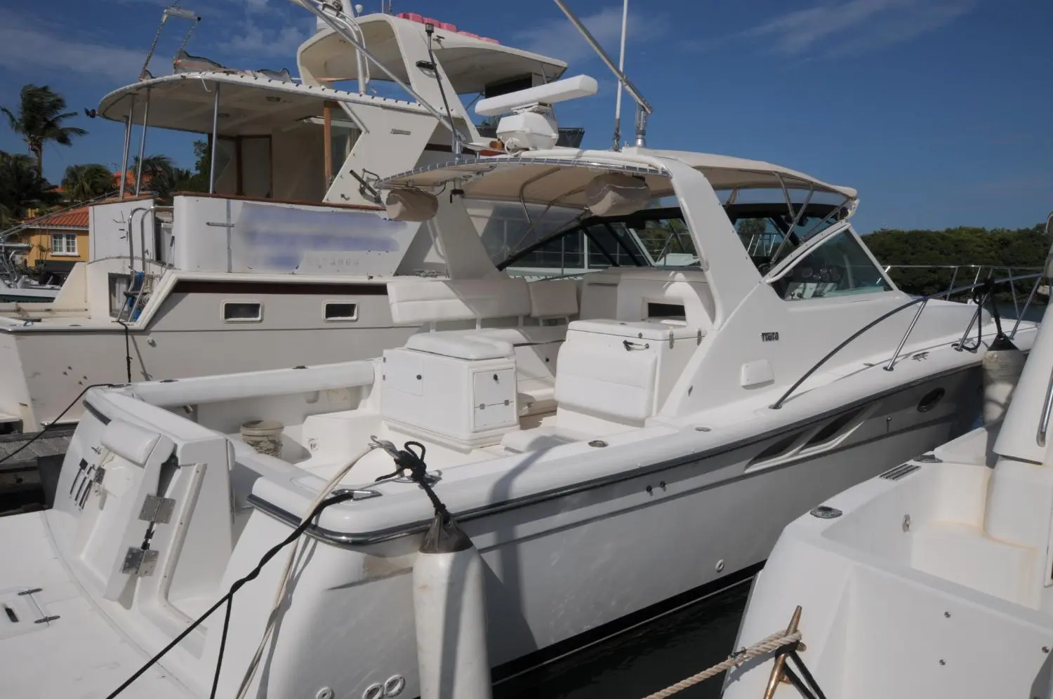 2000 Tiara 3500 open