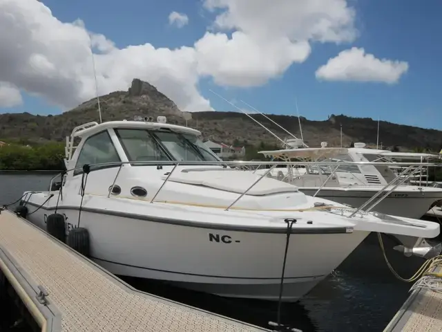 Boston Whaler 345 Conquest