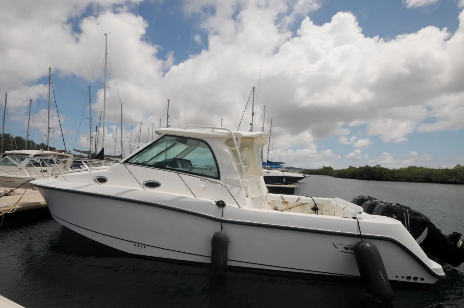 2012 Boston Whaler 345 conquest