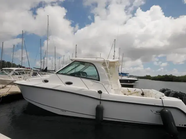 Boston Whaler 345 Conquest