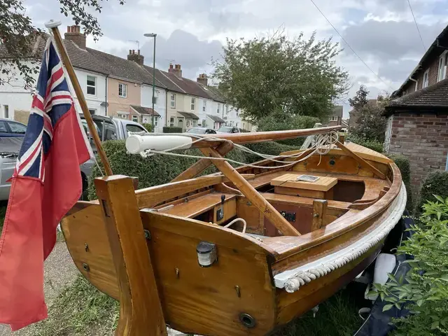 Classic 16' McNulty Sailing Launch