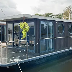 2024 Nordic Season NS 40 Eco 36m2 Houseboat