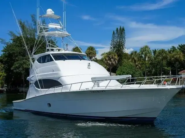 Hatteras 68 Convertible