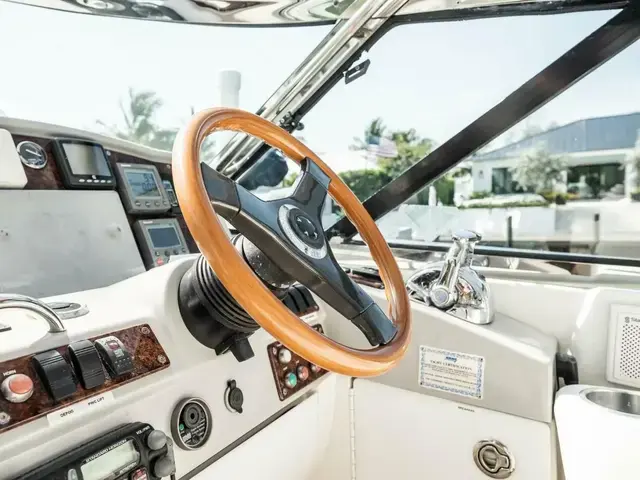 Formula 48 Yacht