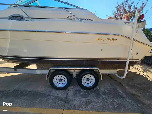 Sea Ray 250 Sundancer