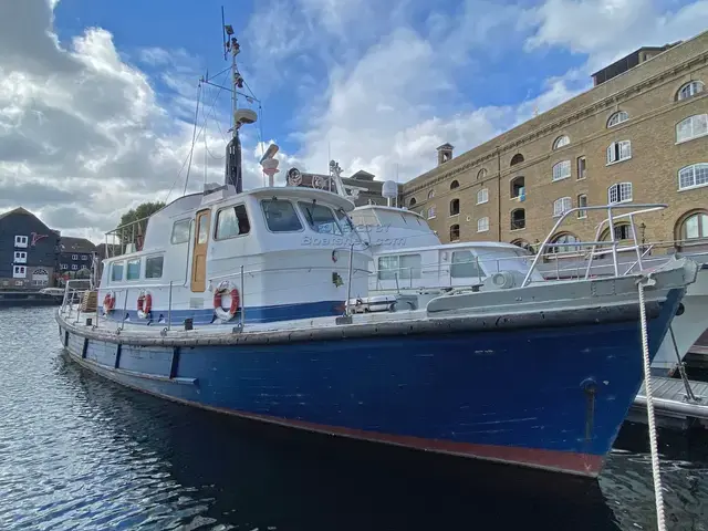 Ex Pilot Boat 65 with London Mooring