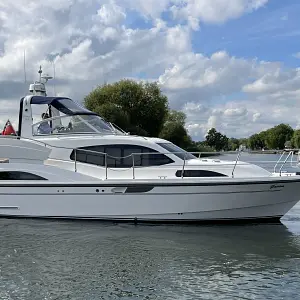 2017 Haines 360 Aft cabin